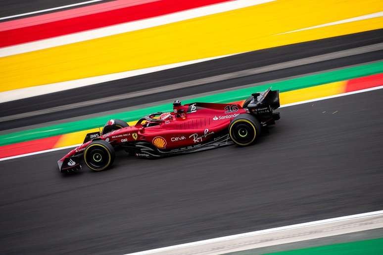 Charles Leclerc terminou em sexto na corrida de Spa, sem o ponto extra pela volta mais rápida 