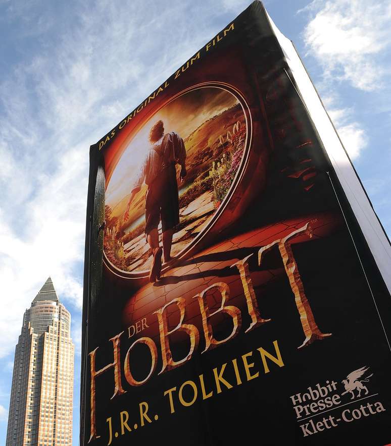 Outdoor gigante do livro 'O Hobbit'