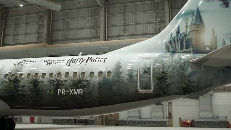Avião temático de Harry Potter da Gol em parceria com o Universal Orlando Resort