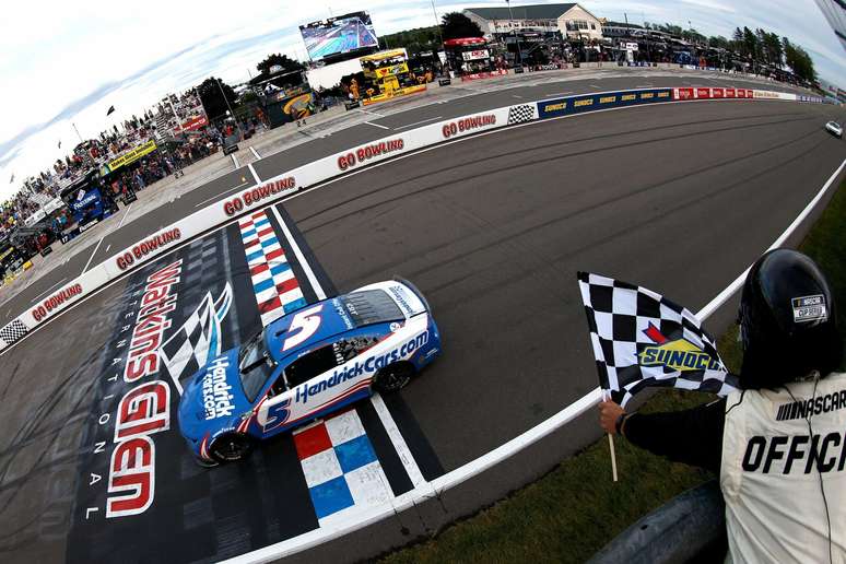 Kyle Larson venceu em Watkins Glen 