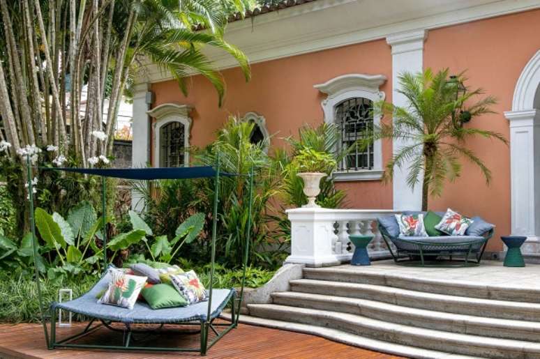 22. Quintal com sof&aacute; para &aacute;rea externa &ndash; Foto Casa Cor