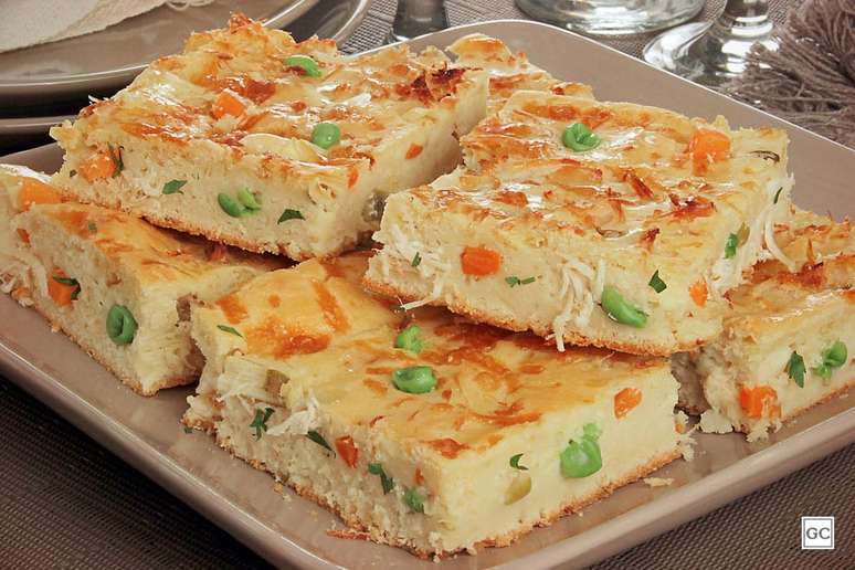 Torta de frango com legumes | Foto: Guia da Cozinha