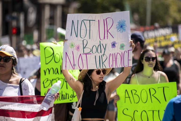 A revogação da decisão do caso Roe x Wade, que garantia o direito ao aborto nos EUA, provocou protestos no país