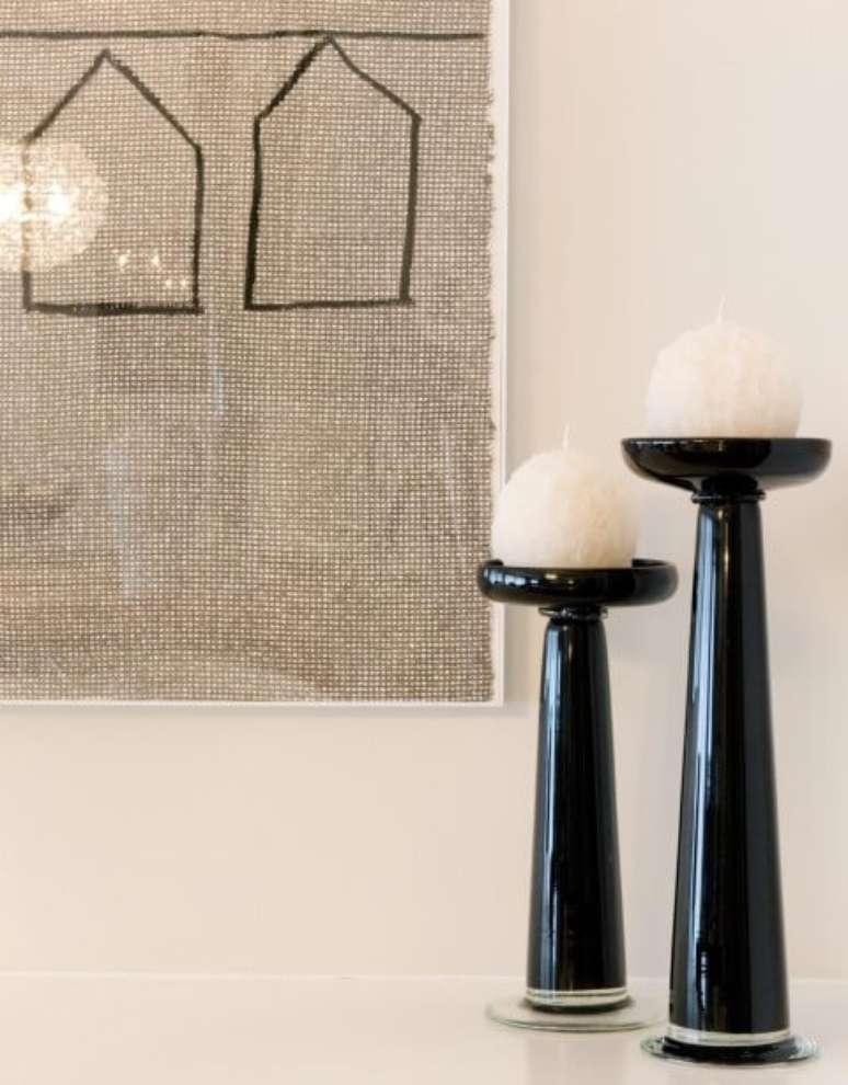 60. As velas s&atilde;o &oacute;timos objetos de decora&ccedil;&atilde;o! Projeto de Marilia Veiga