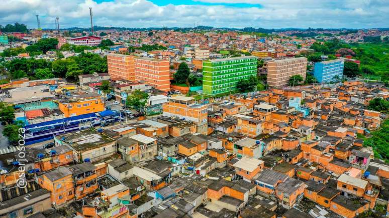 Os primeiros moradores chegaram à Cohab por volta de 1975