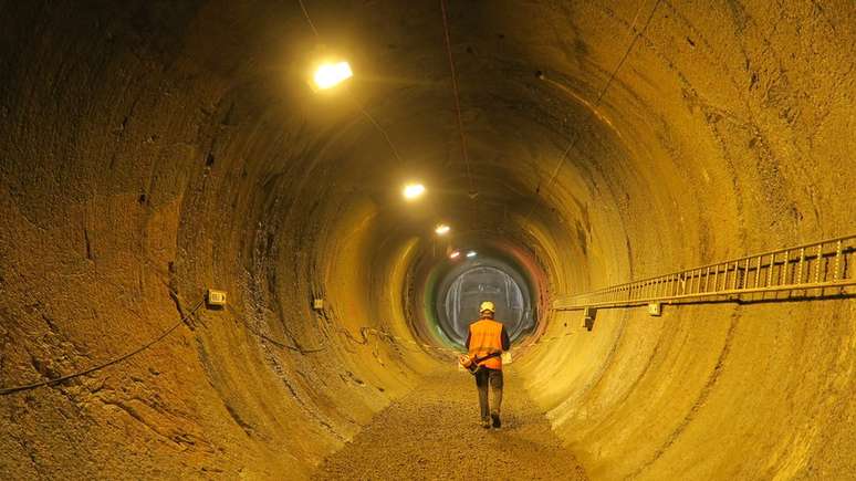 A Suécia vem experimentando o armazenamento subterrâneo de resíduos nucleares no Laboratório Aspo Hard Rock