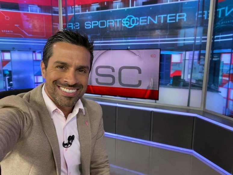 Luciano foi ator no Castelo RaTimBum e é apresentador na ESPN (Foto: Reprodução/Facebook)