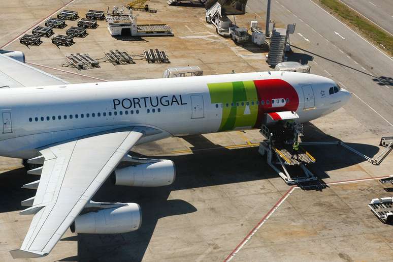 Airbus  A340 da TAP; companhia aérea teria sido alvo de ciberataque que expôs dados de passageiros