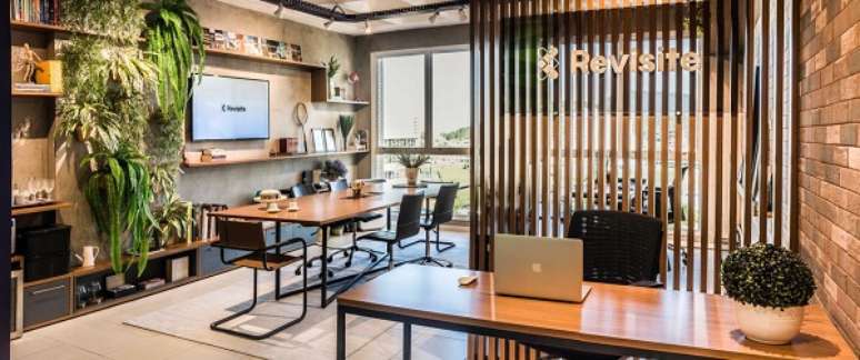 89. Decora&ccedil;&atilde;o industrial para loft pequeno &ndash; Foto Revisite