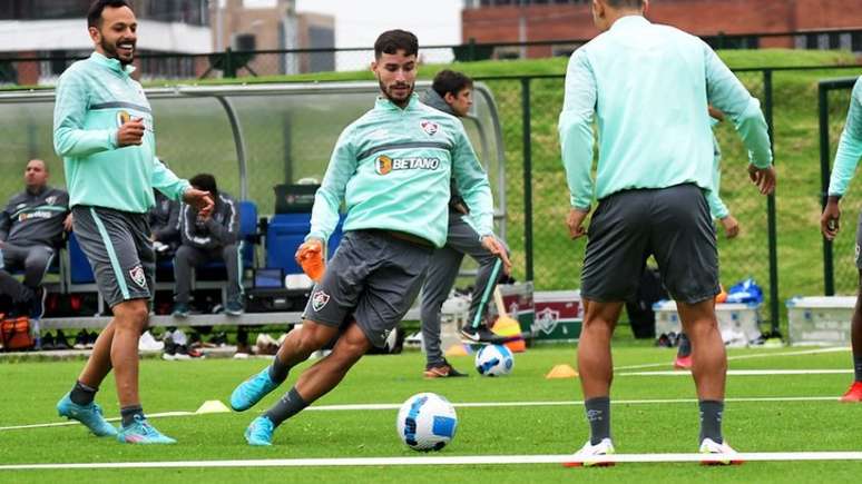 Yago Felipe e Martinelli tendem a ser mais viáveis com saída de Nonato (Foto: Mailson Santana/Fluminense)