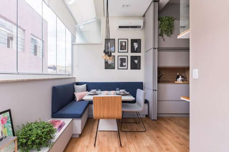 64. Sala de jantar integrada no loft pequeno &ndash; Foto Adriana Diegues