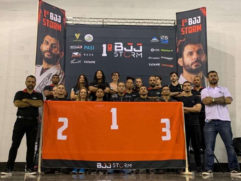 Idealizado por Cláudio Caloquinha (à direita), BJJ Storm foi um grande sucesso (Foto: Dai Bueno)