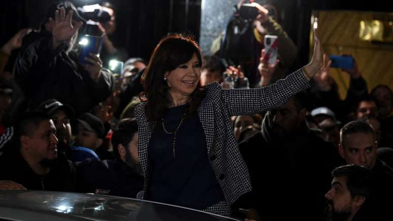 A ex-presidente e atual vice Cristina Kirchner foi alvo de atentado