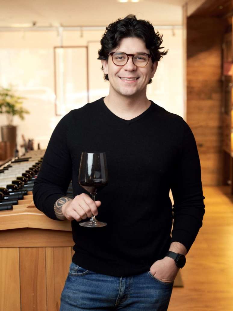 Diego Bonassa, diretor da Unidade de Neg&oacute;cios de Varejo da Evino