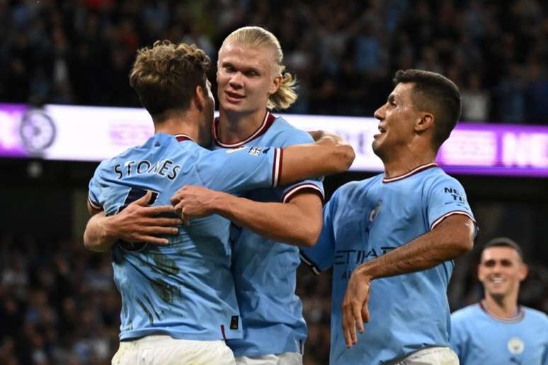 Manchester City estreia na Champions League nesta terça-feira (Foto: OLI SCARFF / AFP)