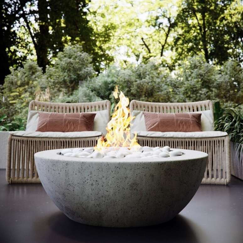 20. Casa com terra&ccedil;o e lareira para &aacute;rea externa &ndash; Foto Ana Paula