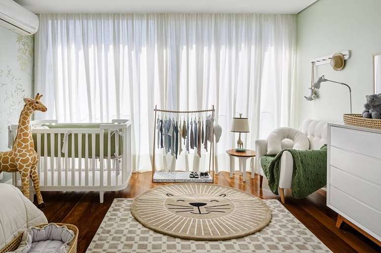 8. O quarto safari &eacute; uma tend&ecirc;ncia na decora&ccedil;&atilde;o de quarto de beb&ecirc;. Foto: Dhani Borges