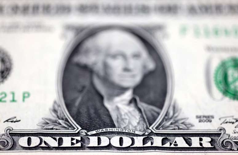 Nota de dólar
17/07/2022
REUTERS/Dado Ruvic/Ilustração