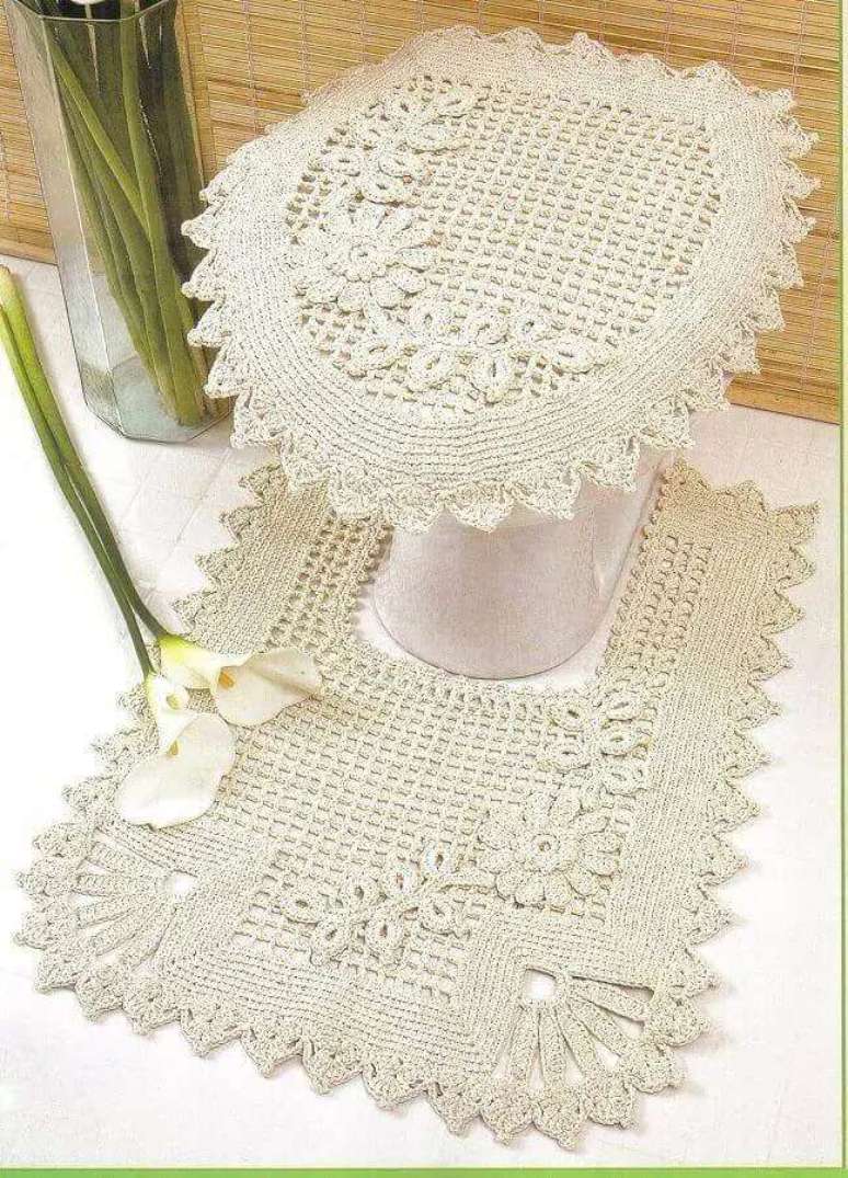 5. Decora&ccedil;&atilde;o com tapete de croch&ecirc; simples para banheiro &ndash; Foto: Assetproject