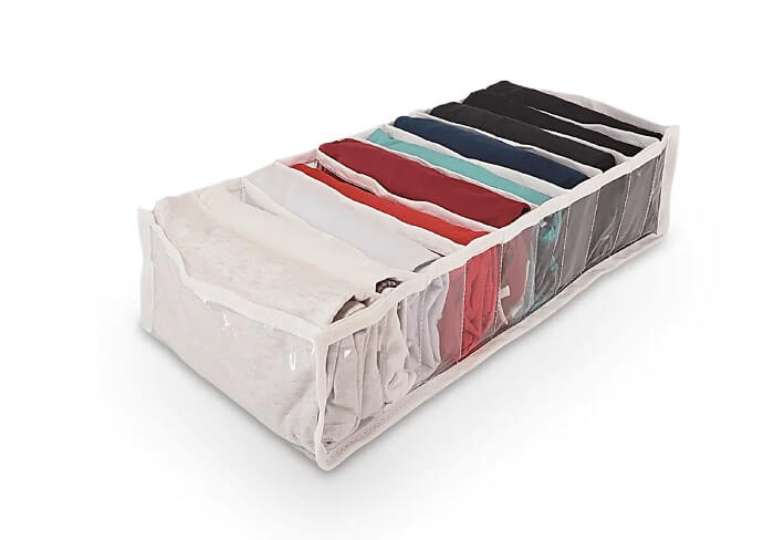 2. Organizador de gavetas: modelo de colmeia organizadora de camisetas com 10 nichos. Fonte: Casa e Sonho