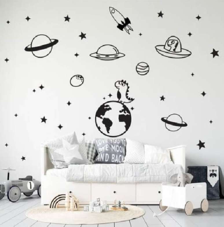 43. Decoração clean com desenhos para parede de quarto. Fonte: Fashion Bubbles