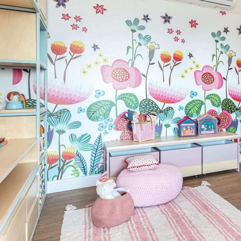 23. Os desenhos para parede de quarto infantil transformam a decoração do cômodo. Fonte: Hana Lerner Arquitetura