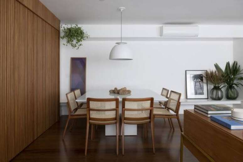 78. Paredes decoradas para sala de jantar &ndash; Via: Tria Arquitetura