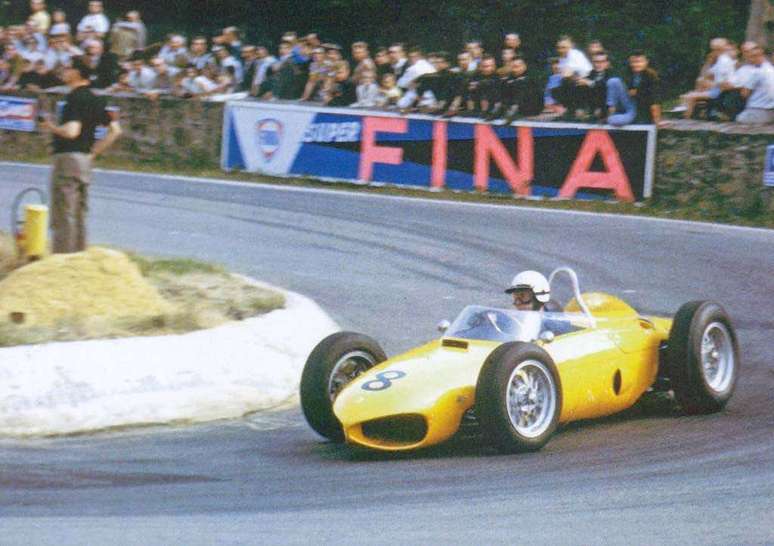 Olivier Gendebien no GP da Belgica de 1961 com o 156 amarelo