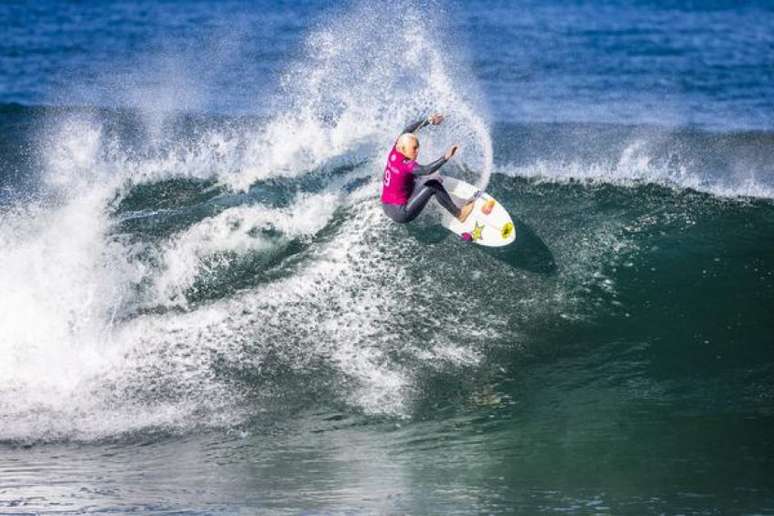 Tati Weston-Webb é eliminada na WSL Finals (Foto: WSL)