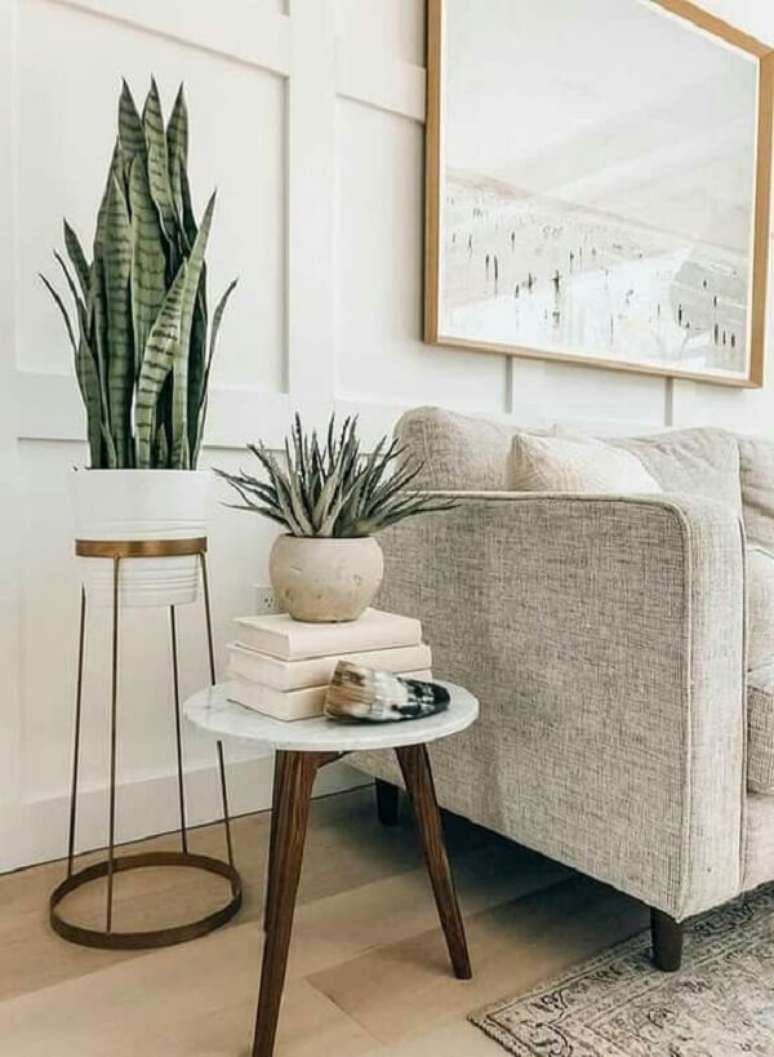 61. Cachepot para planta artifical com suporte – Foto Compare Factory