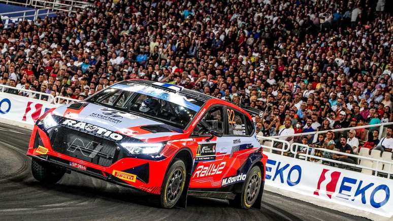 Teemu Suninen surpreendeu e terminou em segundo 