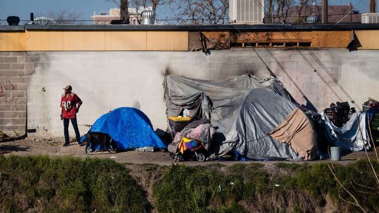 'Temos uma situa&ccedil;&atilde;o em que, materialmente, pode parecer que somos mais ricos do que jamais fomos na hist&oacute;ria, mas os n&iacute;veis de desigualdade tornaram a vida muito insegura', diz o economista