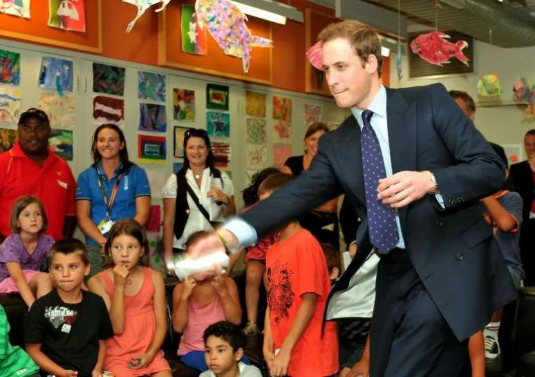 Príncipe William jogando Wii Sports na Austrália