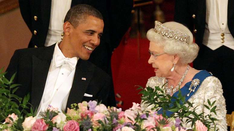 Barack Obama e a rainha Elizabeth 2ª em um banquete no Palácio de Buckingham em 2011