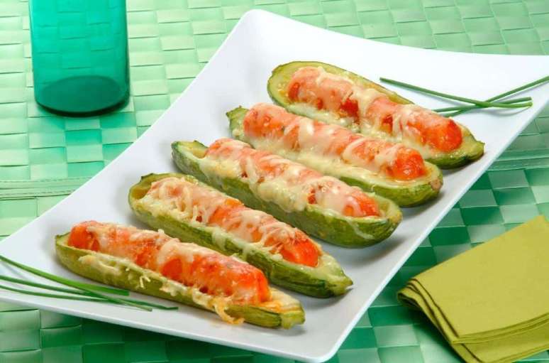 Cachorro-quente de abobrinha | Foto: Guia da Cozinha