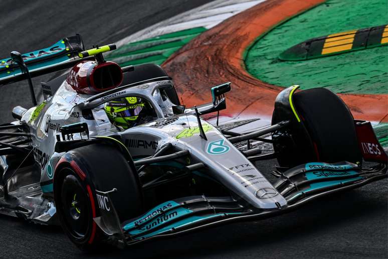 Lewis Hamilton: nada satisfeito com desempenho da Mercedes em Monza 