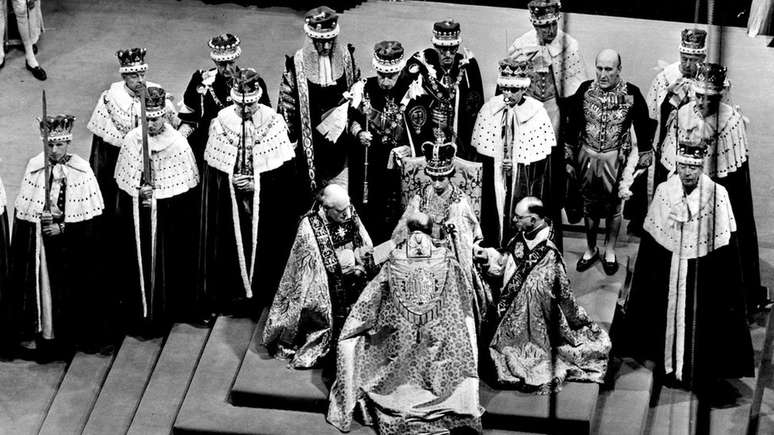 A rainha Elizabeth foi a 39ª monarca a ser coroada na Abadia de Westminster