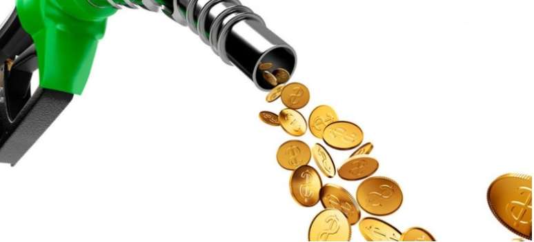 Projeto quer vetar combustíveis atrelados a preços internacionais.