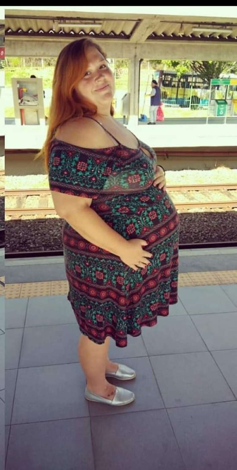 “Meus bebês nasceram bem e continuam crescendo saudáveis. Eu também continuo gorda e, apesar do que alguns olhares gordofóbicos possam achar, não tenho nenhum problema de saúde”