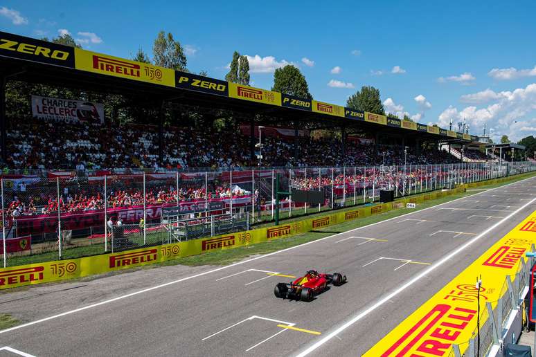 Leclerc no grid de Monza: largada terá posições bagunçadas