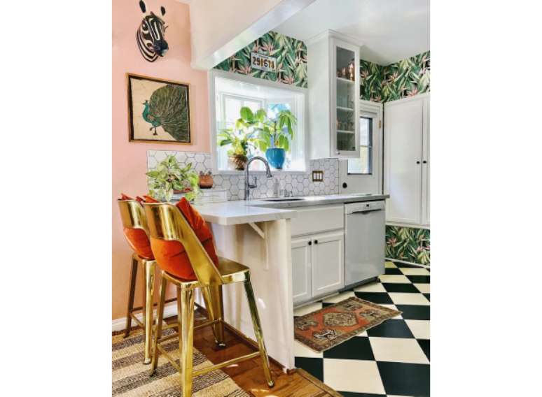 Traga drama com cores, estampas e obras de arte únicas.