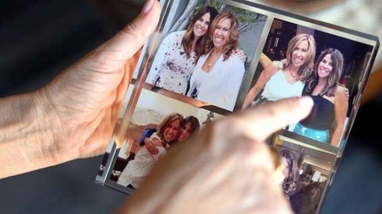 Allison Kanter conseguiu passar menos de tr&ecirc;s anos com sua irm&atilde; g&ecirc;mea Michelle Mordkoff, depois que elas cresceram em lados opostos dos Estados Unidos