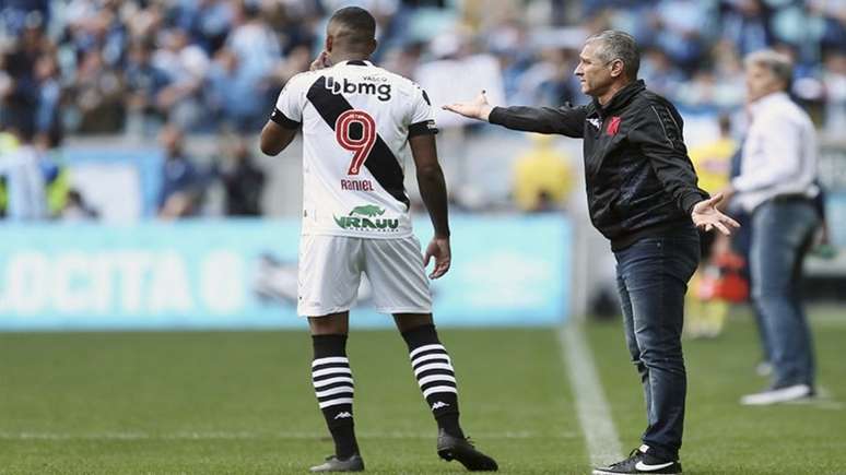 Vasco voltou a ter problemas na defesa (Daniel RAMALHO/VASCO)