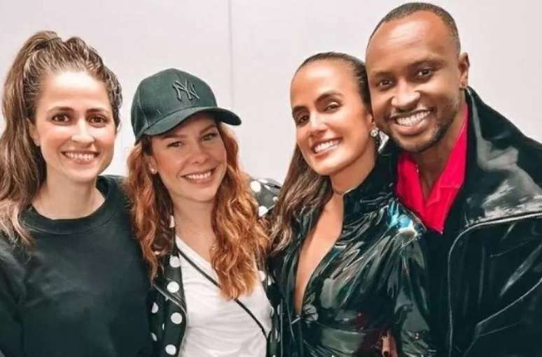 Eduarda Porto, Fernanda Souza, Carol Peixinho e Thiaguinho se encontraram no Rock in Rio