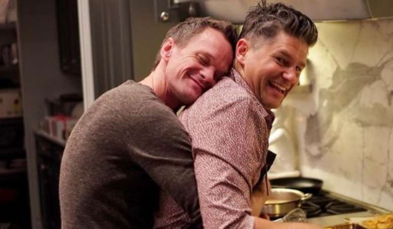 O casal postou mensagens de amor nas redes sociais comemorando os oito anos de casamento