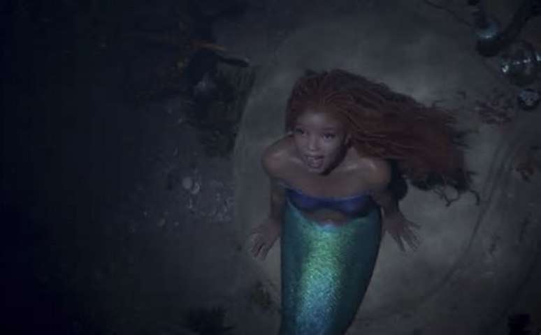 Produção parece ter mantido uma certa magia do original, com Ariel cantando no fundo do mar, sem que seu cabelo entre no rosto, por exemplo.