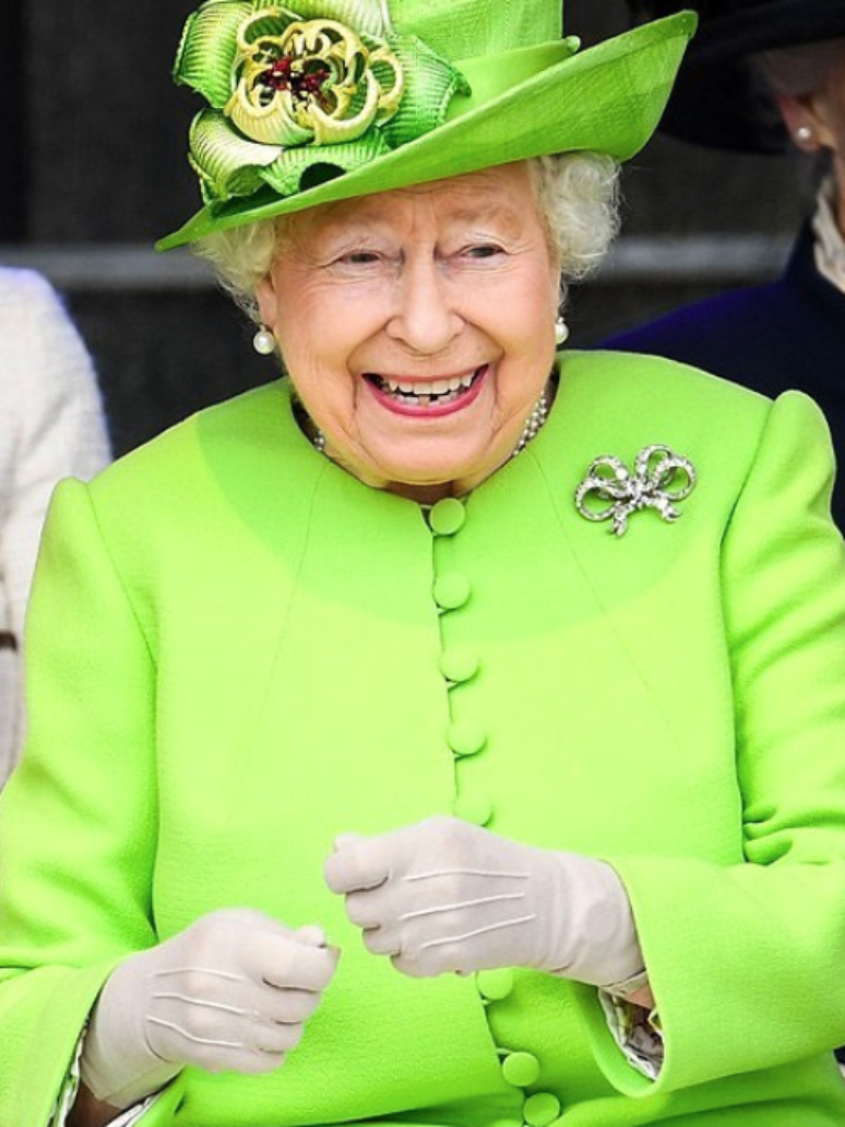 A Fam&iacute;lia Real gosta de drinks. E a Rainha Elizabeth II tinha certas prefer&ecirc;ncias que ganharam destaque no notici&aacute;rio ap&oacute;s sua morte. Veja as bebidas alco&oacute;licas da Realeza, especialmente da Rainha, e aprenda a faz&ecirc;-las.