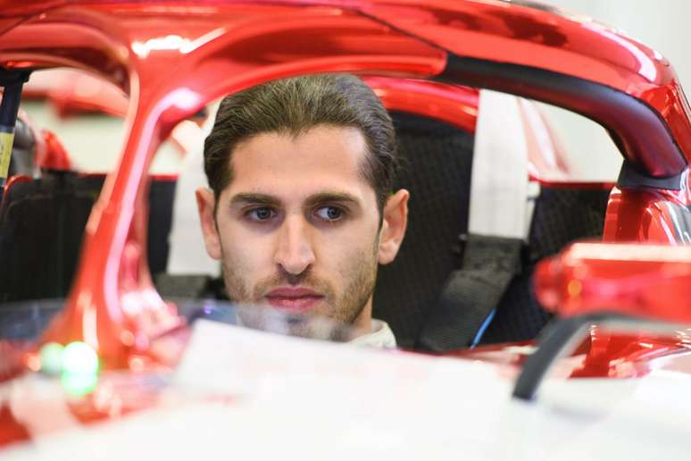 Antonio Giovinazzi vai aumentar a concorrência pela vaga de Alonso na Alpine 