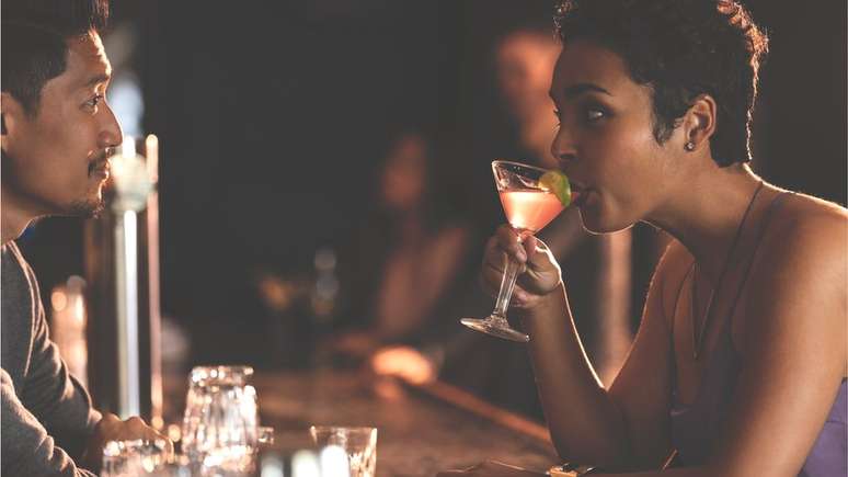 Encontrar 'a pessoa' na vida real ser uma coisa do passado?