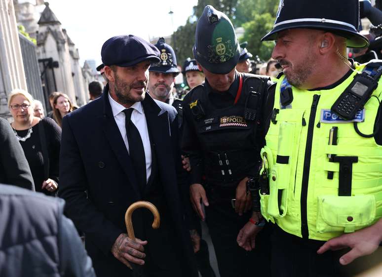 Ex-jogador da Inglaterra David Beckham na fila para vel&oacute;rio da rainha Elizabeth - 16/09/2022